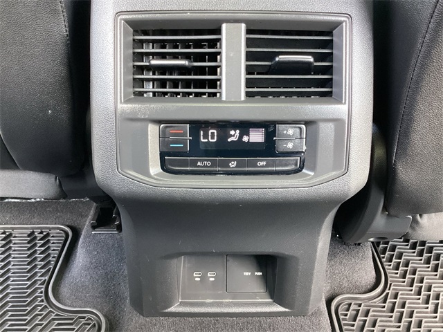 Used Car 2023 Volkswagen Atlas  3.6l V6 Se W/technology For Sale In San Antonio, Texas