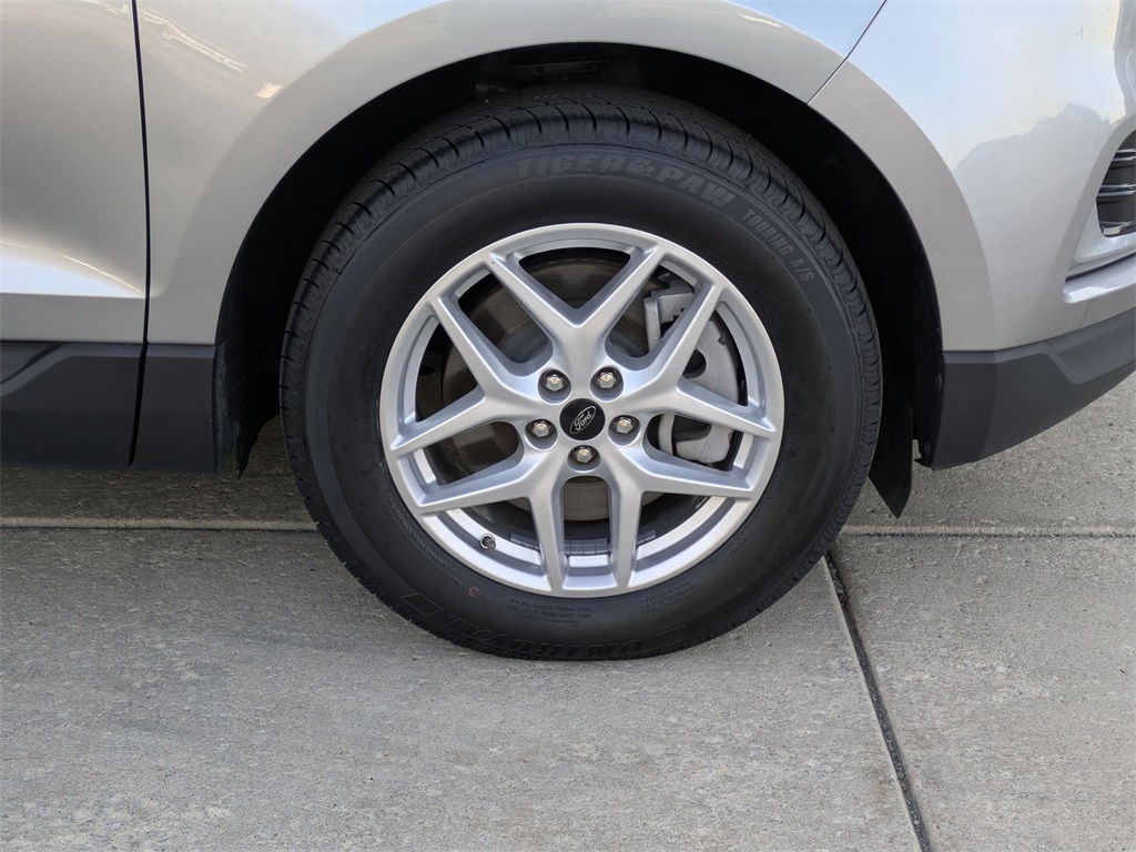Used 2024 Ford Edge For Sale in Findlay, OH