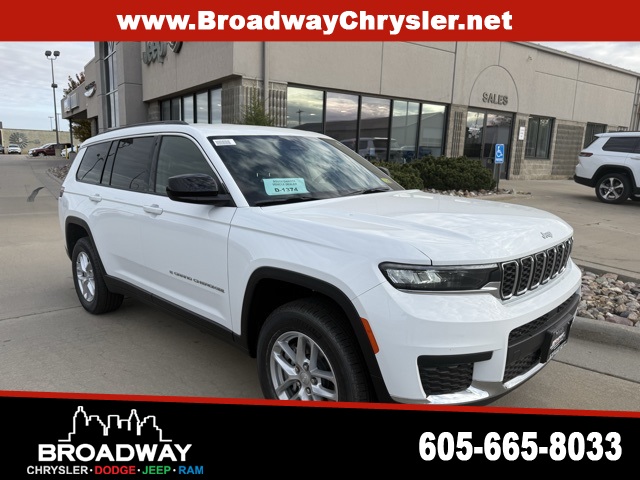 2025 Jeep Grand Cherokee L Laredo 4WD