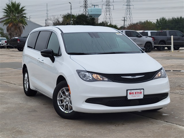 2026 Chrysler Voyager LX White at Texan Dodge Chrysler Jeep Ram