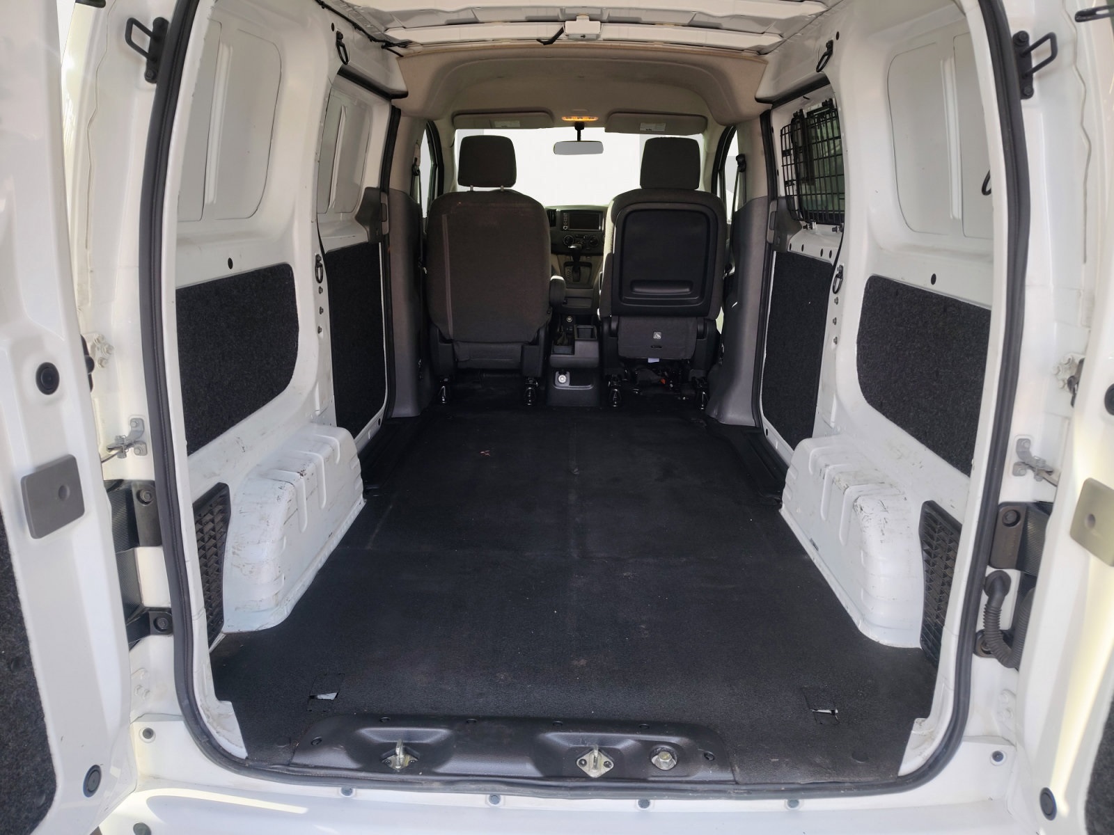 Used Car 2021 Nissan Nv200  Sv For Sale Under $15,000 In San Antonio, Texas