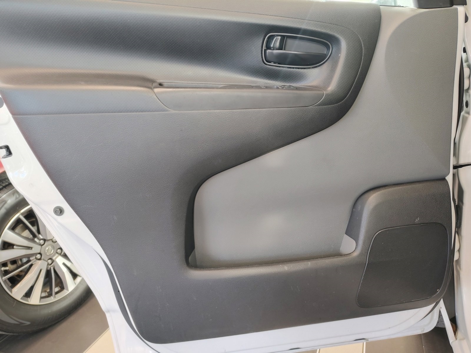 Used Car 2021 Nissan Nv200  Sv For Sale Under $15,000 In San Antonio, Texas