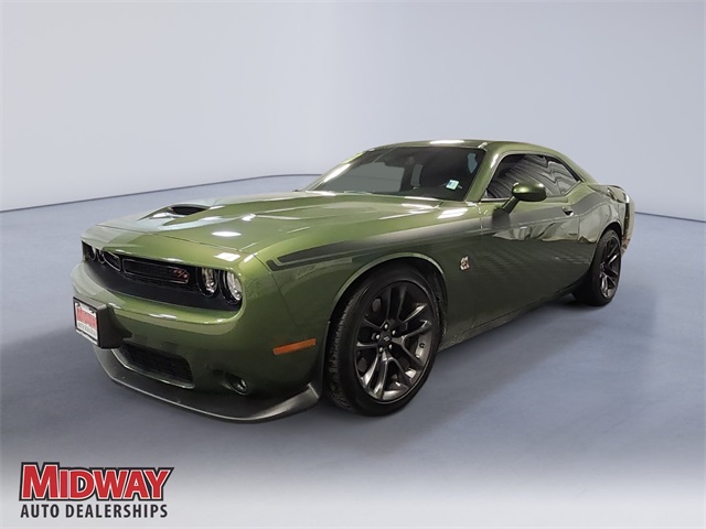 2022 Dodge Challenger R/T Scat Pack RWD