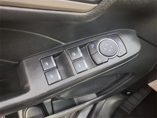 2021 Ford Escape SEL - 9