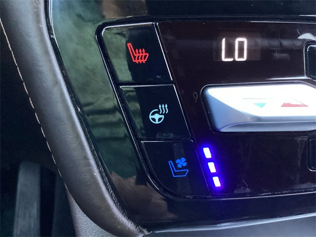 Used Car 2021 Ford Explorer  King Ranch For Sale Under $30,000 In San Antonio, Texas