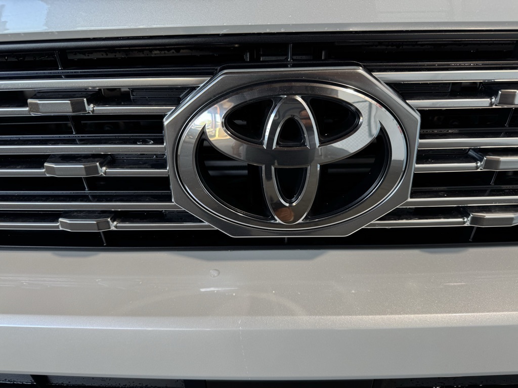 Thumbnail: 2025 Toyota 4Runner - 13