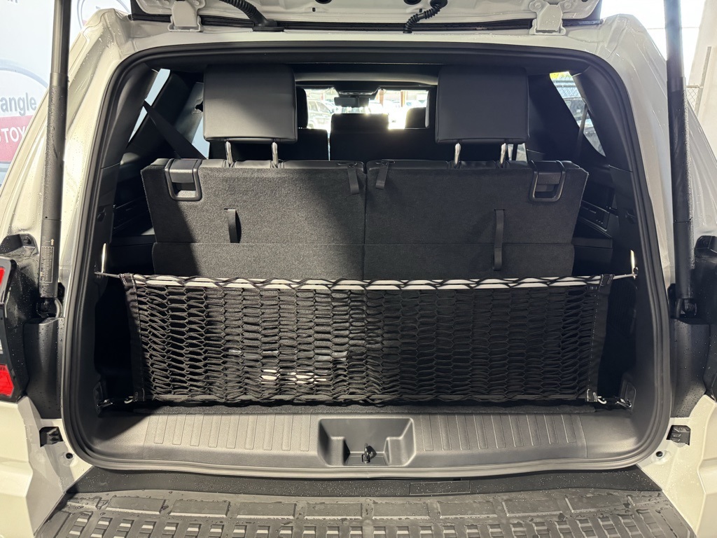 Thumbnail: 2025 Toyota 4Runner - 24