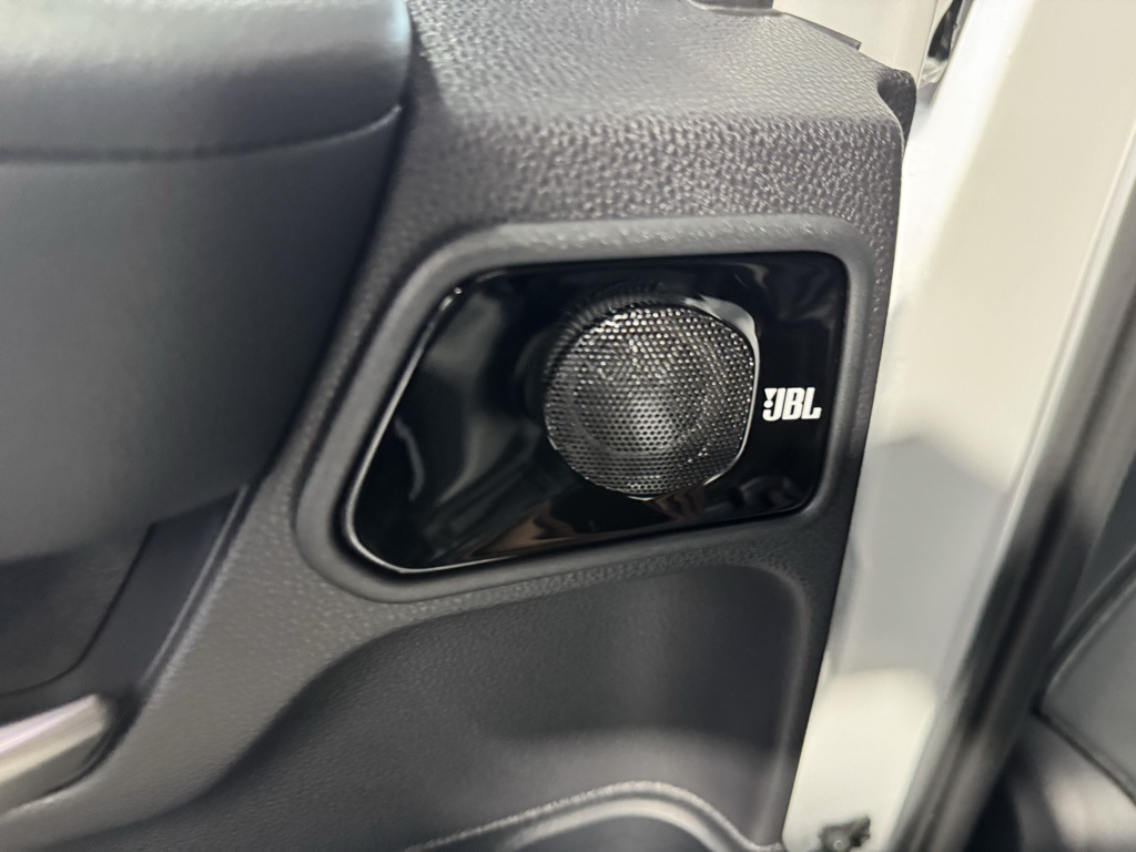 Thumbnail: 2025 Toyota 4Runner - 28