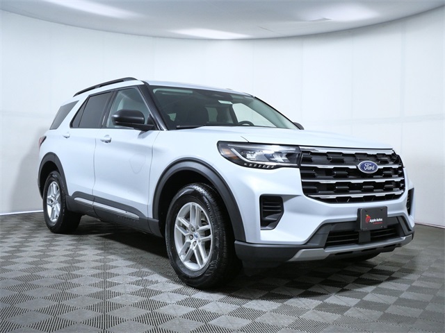 2025 Ford Explorer Active AWD