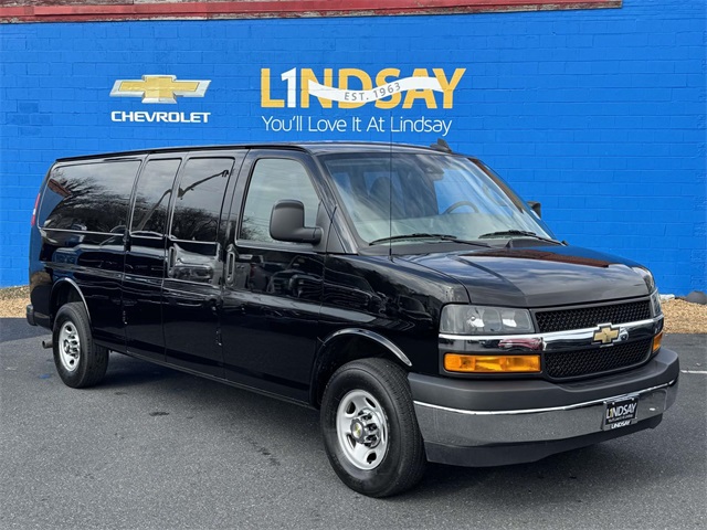 2025 Chevrolet Express 3500 LT Extended RWD