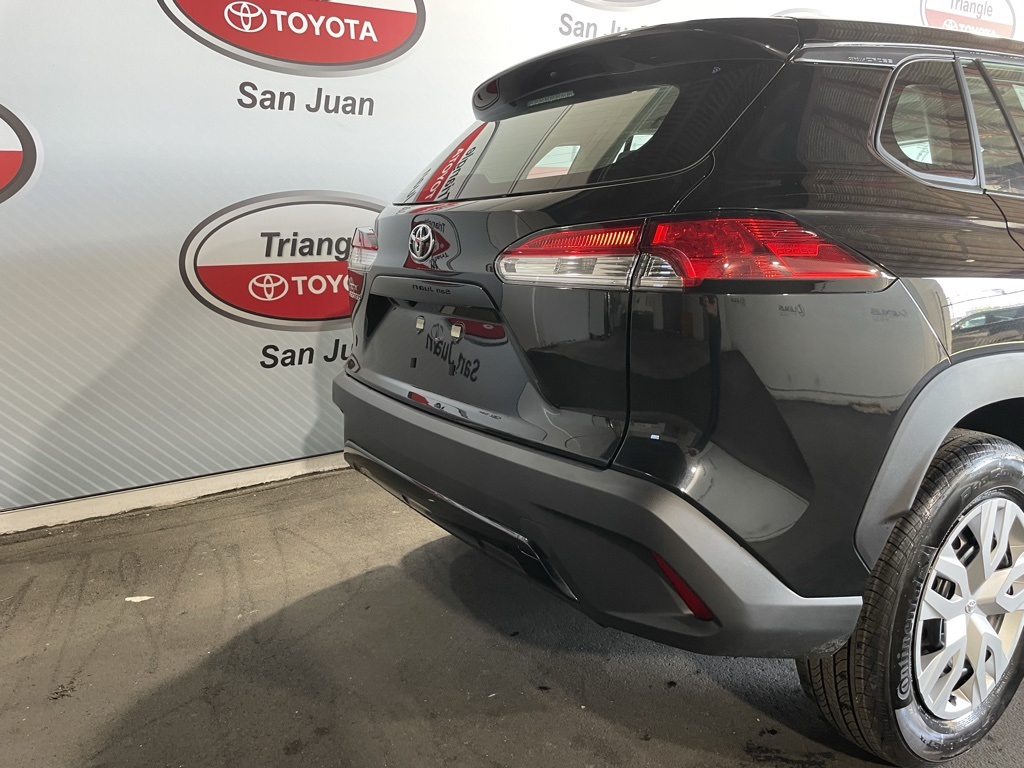 Thumbnail: 2026 Toyota Corolla Cross - 18