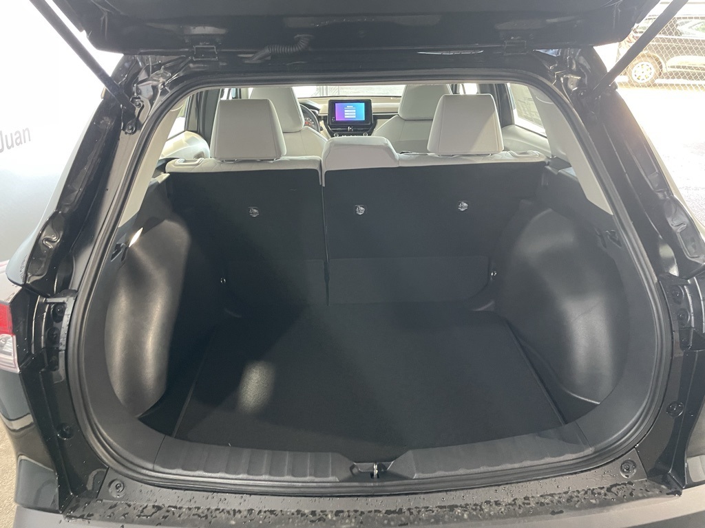 Thumbnail: 2026 Toyota Corolla Cross - 21