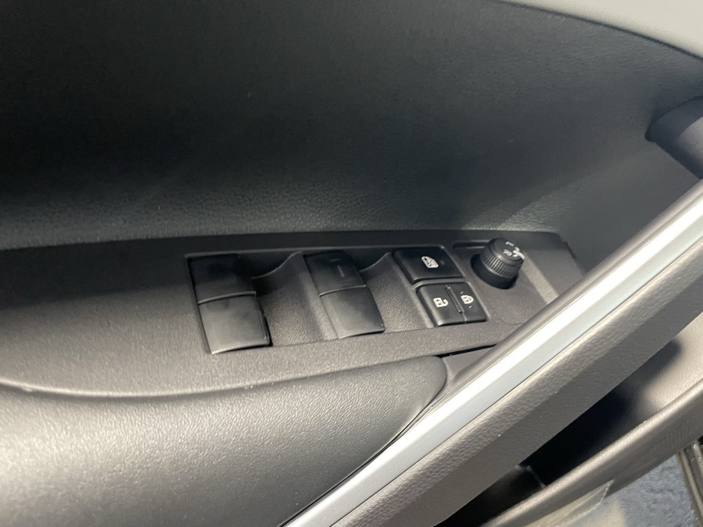 Thumbnail: 2026 Toyota Corolla Cross - 28