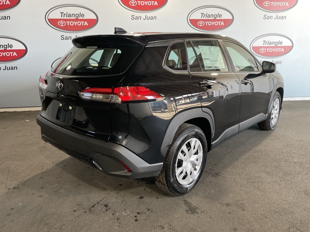 Thumbnail: 2026 Toyota Corolla Cross - 4