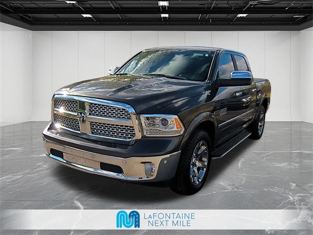 2017 RAM 1500 Laramie Crew Cab 4WD