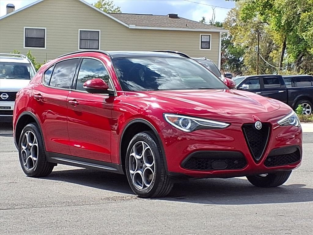 2023 Alfa Romeo Stelvio Sprint RWD