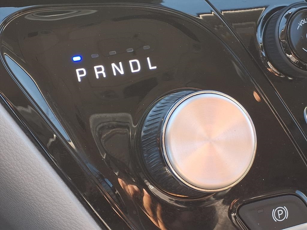 2023 Chrysler Pacifica Touring L Black at Mac Haik CDJR North Houston