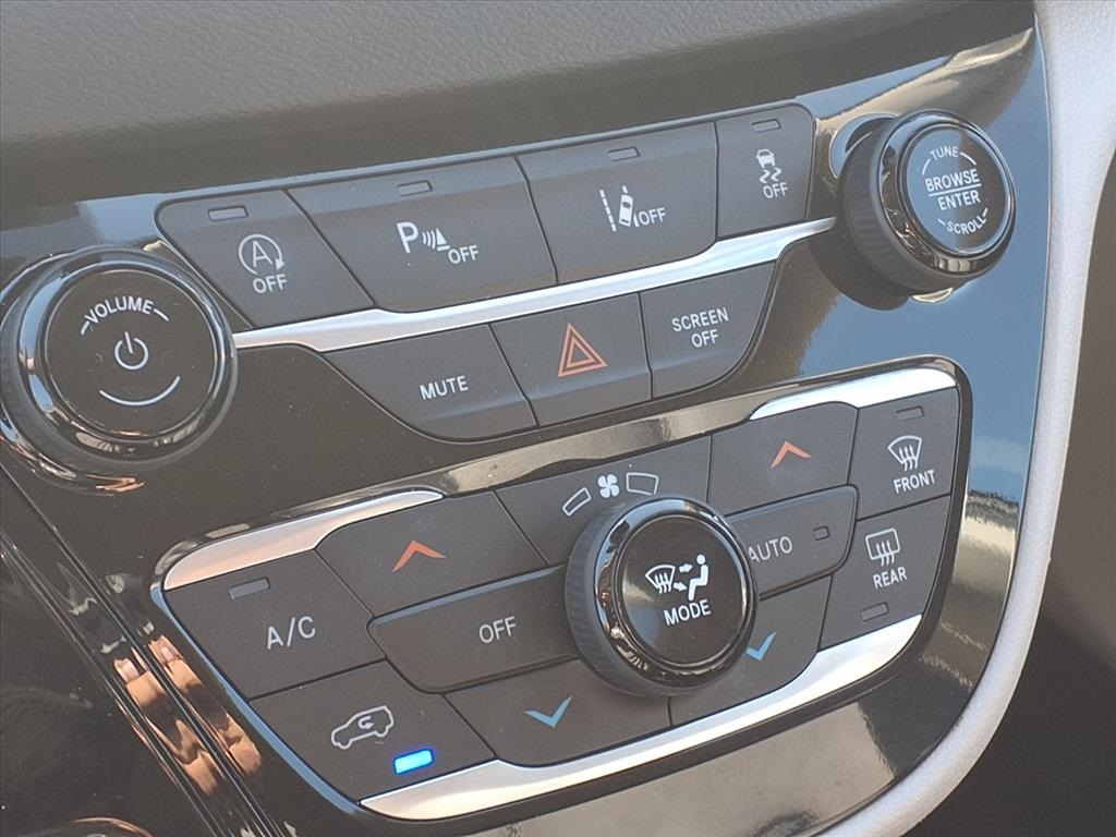 2023 Chrysler Pacifica Touring L Black at Mac Haik CDJR North Houston