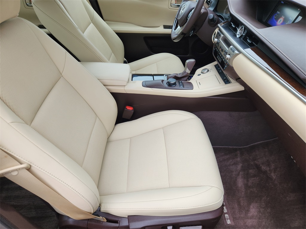 2018 Lexus ES 350 Red at Ultimate Motorsports