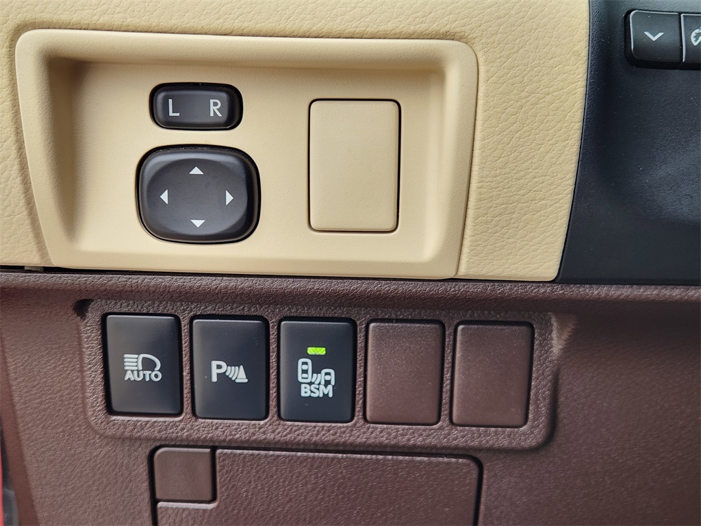 2018 Lexus ES 350 Red at Ultimate Motorsports