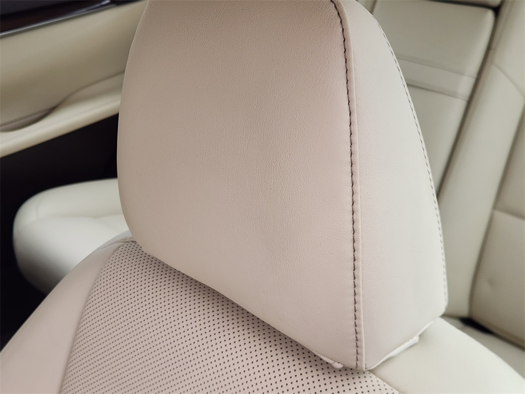 2018 Lexus ES 350 Red at Ultimate Motorsports