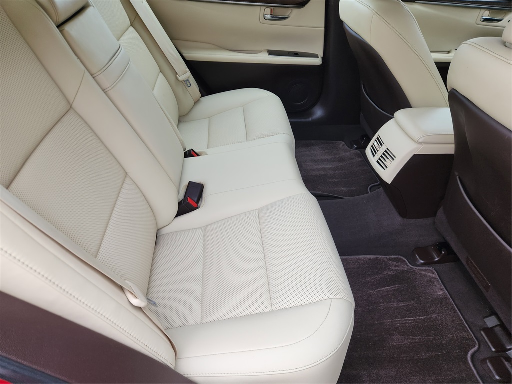 2018 Lexus ES 350 Red at Ultimate Motorsports