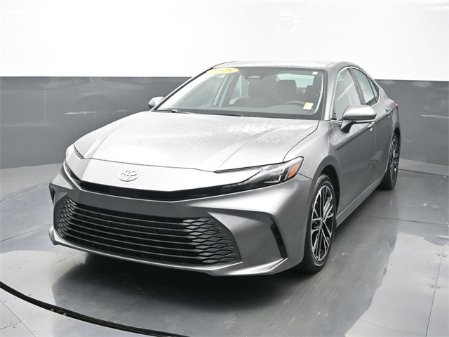 2025 Toyota Camry XLE FWD