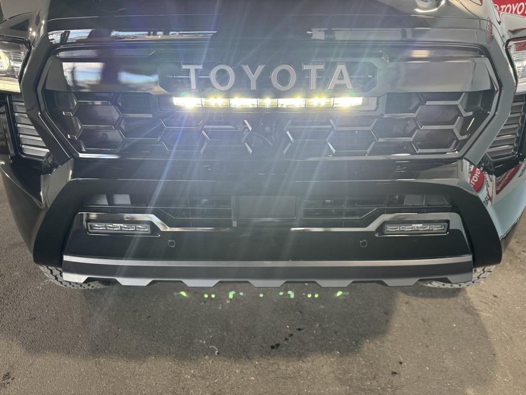 Thumbnail: 2025 Toyota Tacoma - 12