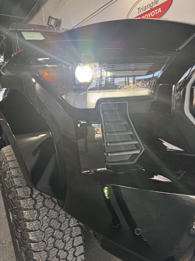 Thumbnail: 2025 Toyota Tacoma - 13