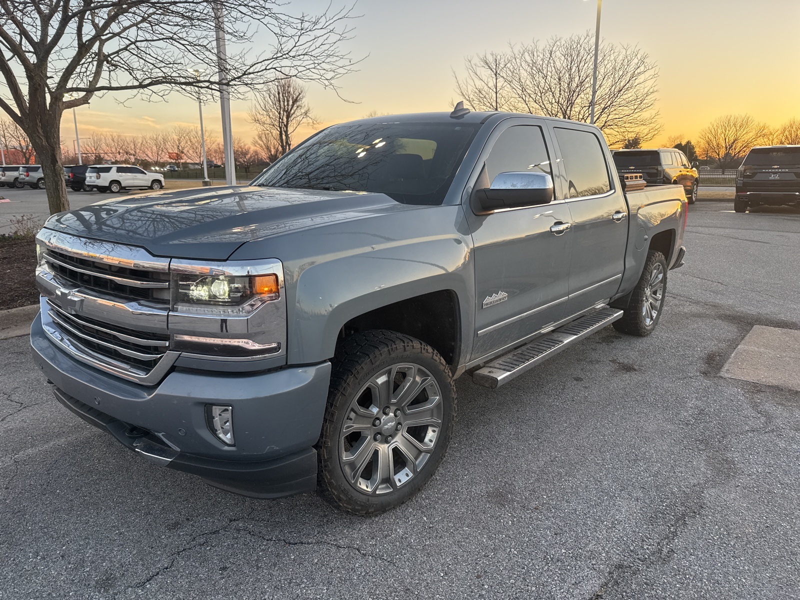 2016 Chevrolet Silverado 1500 High Country Crew Cab 4WD