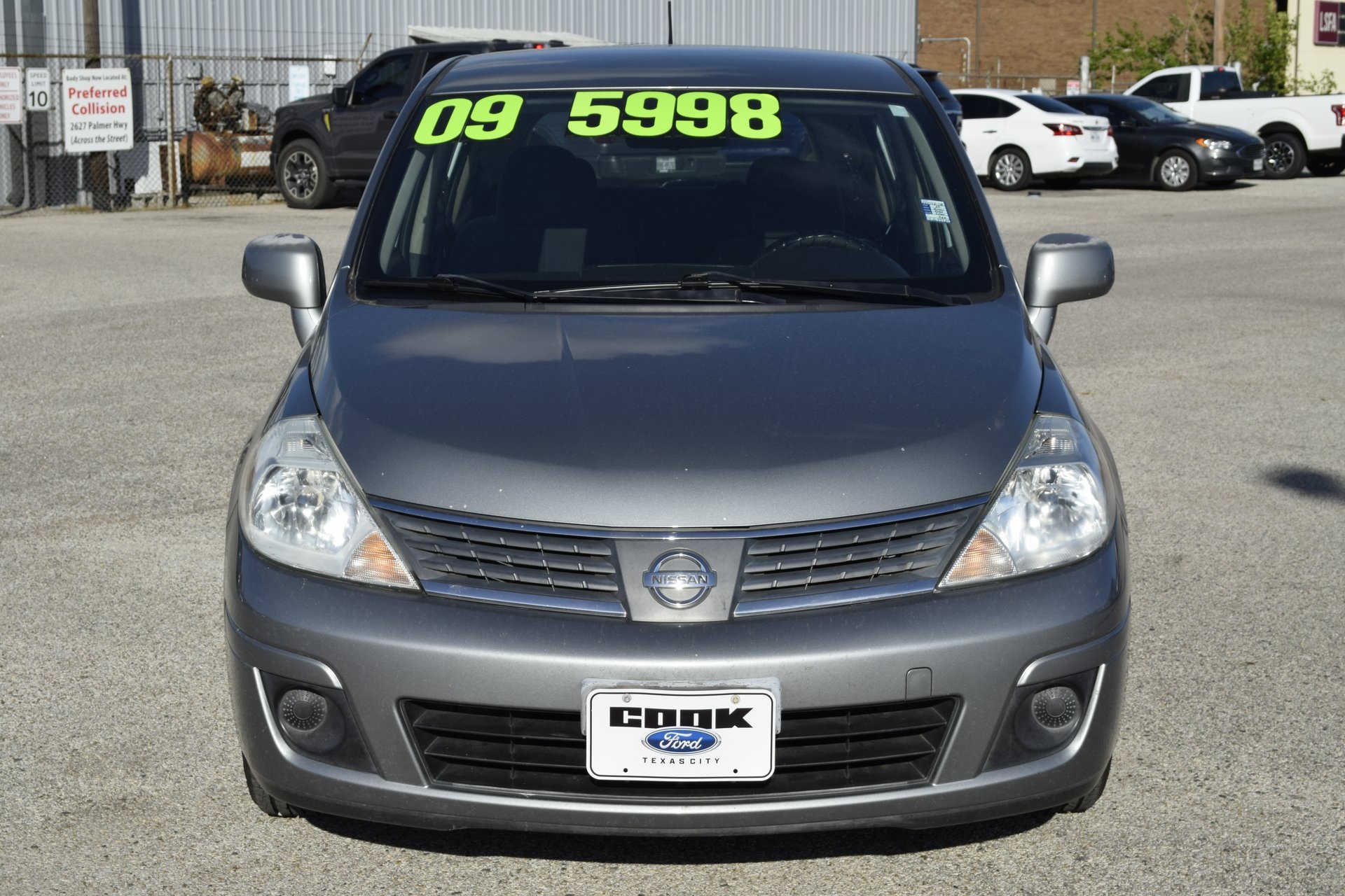 2009 Nissan Versa 1.8 S - 5