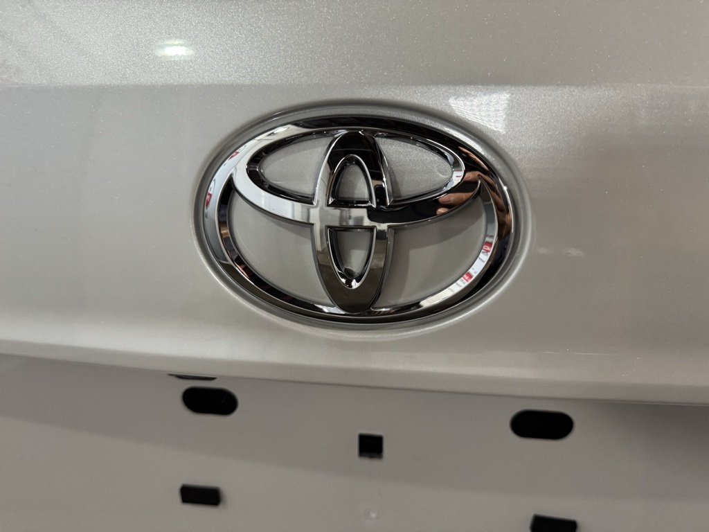 Thumbnail: 2026 Toyota Highlander - 23