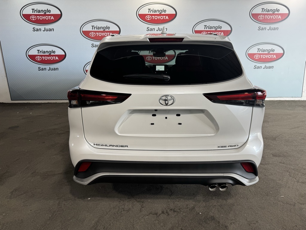 Thumbnail: 2026 Toyota Highlander - 5