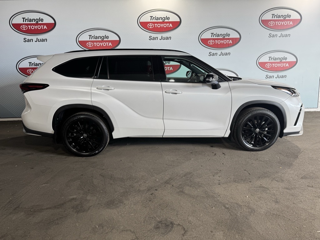 Thumbnail: 2026 Toyota Highlander - 6