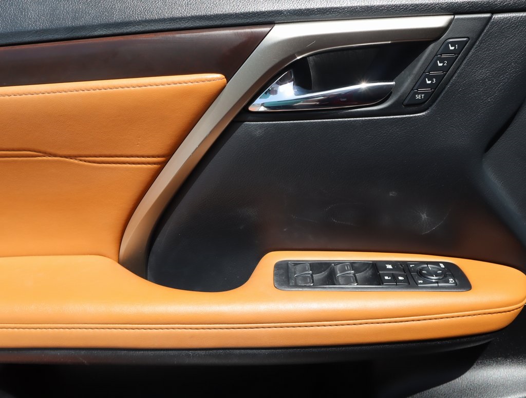 Thumbnail: 2022 Lexus RX - 21