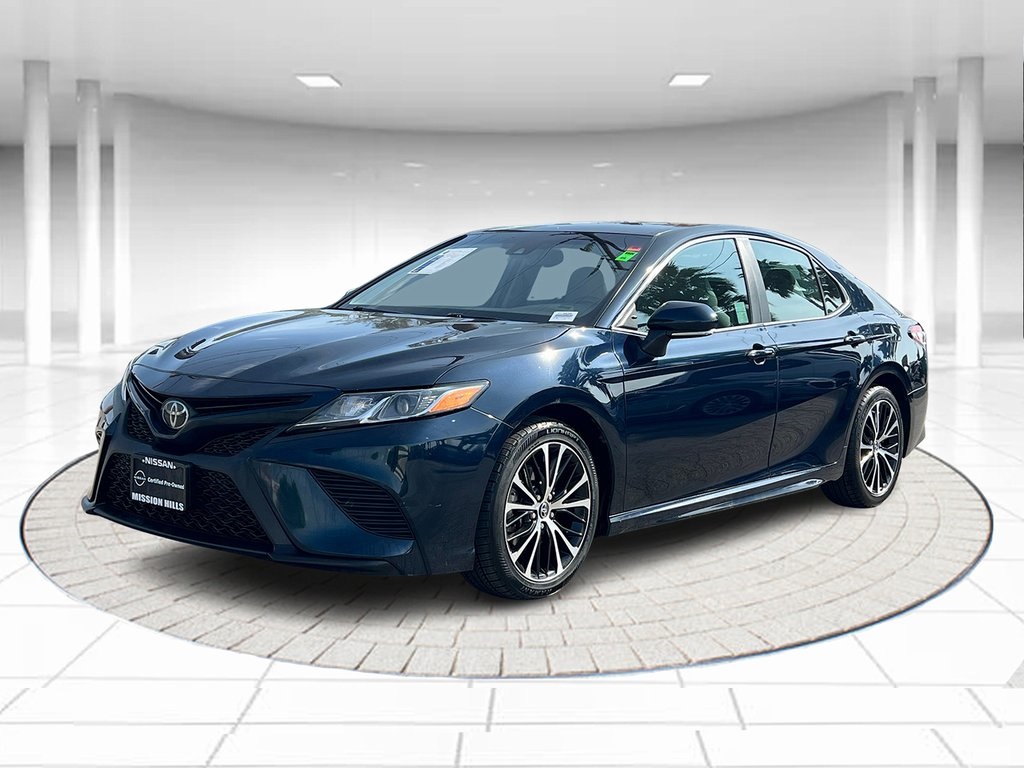 2019 Toyota Camry SE
