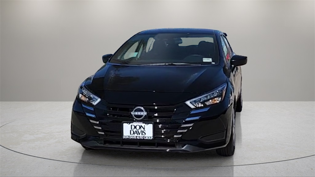 2025 Nissan Versa