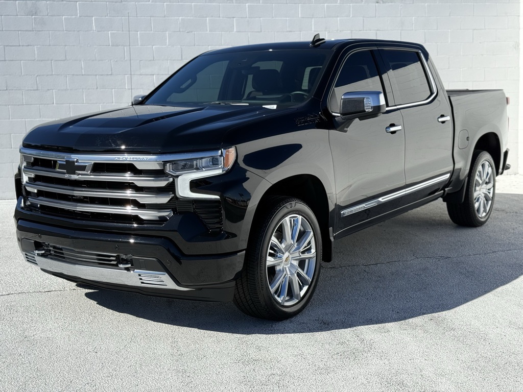 2024 Chevrolet Silverado 1500 High Country photo 4