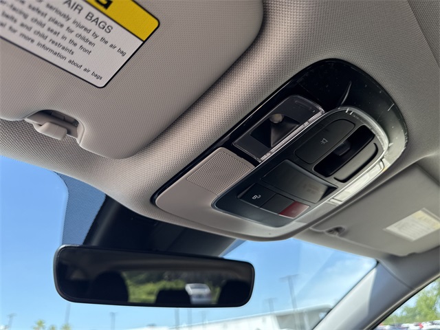 2025 Hyundai Tucson Hybrid SEL Convenience White at Baytown Hyundai