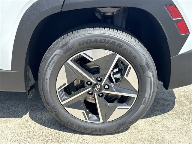 2025 Hyundai Tucson Hybrid SEL Convenience White at Baytown Hyundai