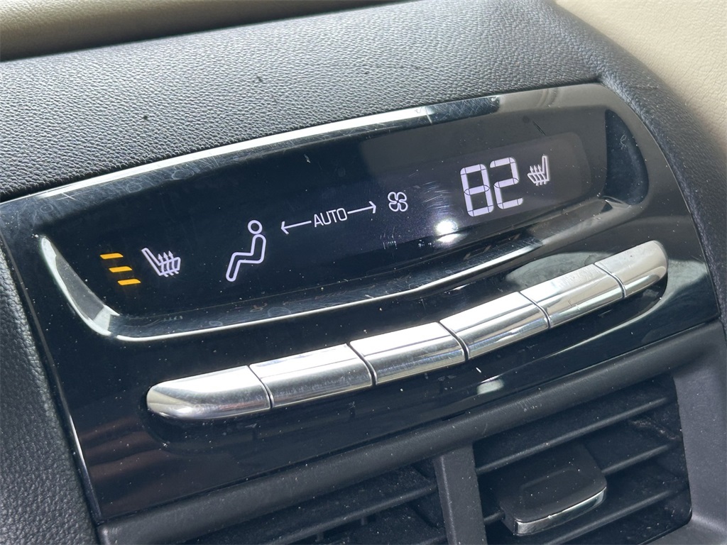 Used Car 2019 Cadillac Xt5  Premium Luxury For Sale Under $30,000 In San Marcos, Texas