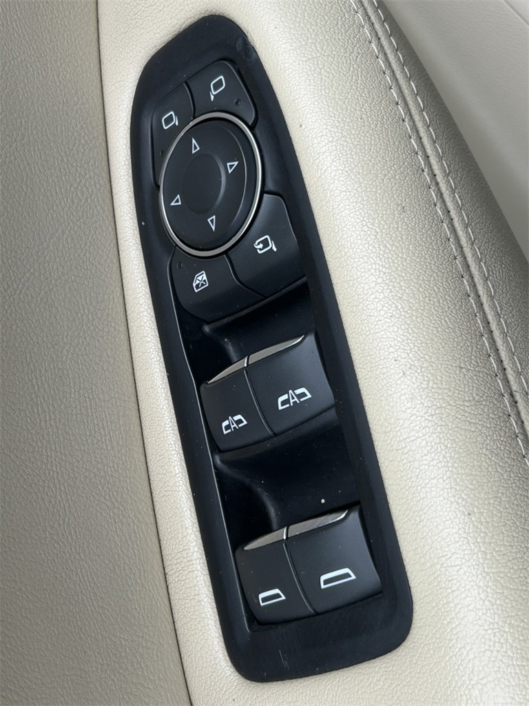 Used Car 2019 Cadillac Xt5  Premium Luxury For Sale Under $30,000 In San Marcos, Texas