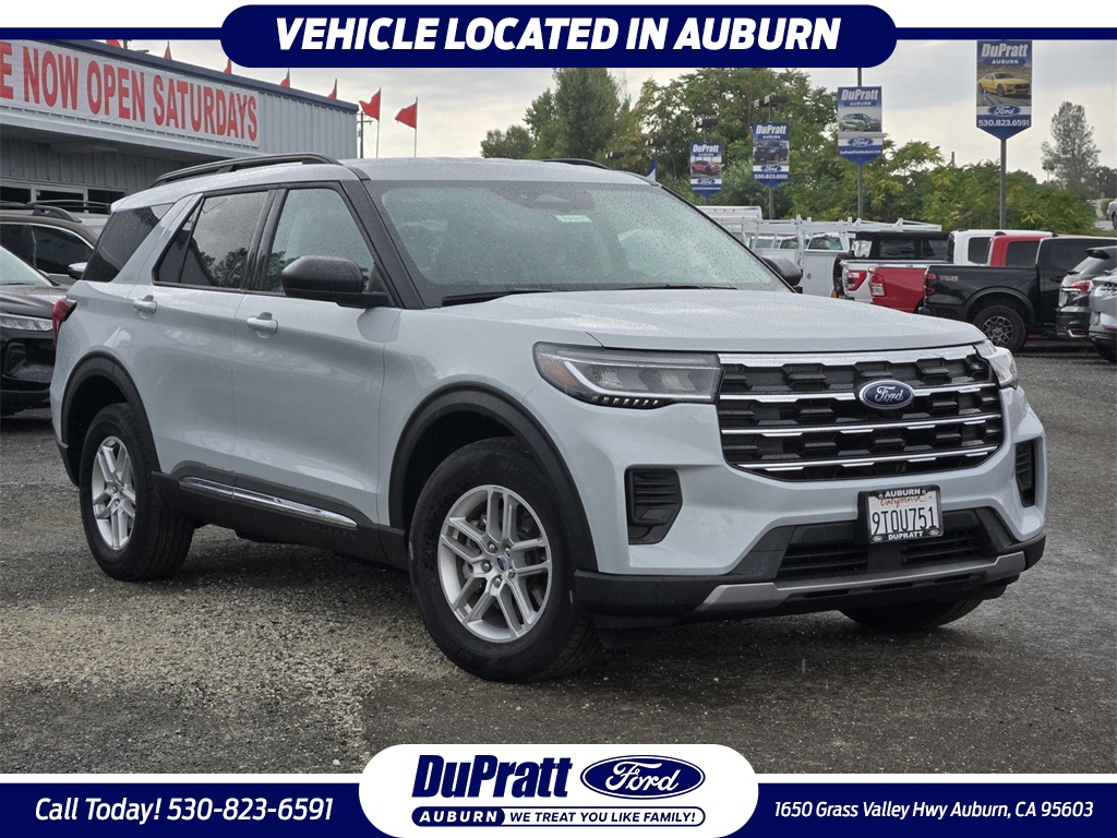 2025 Ford Explorer Active AWD