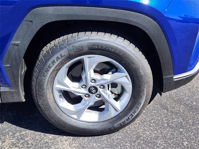 2024 Chevrolet Silverado 1500 LT photo 8