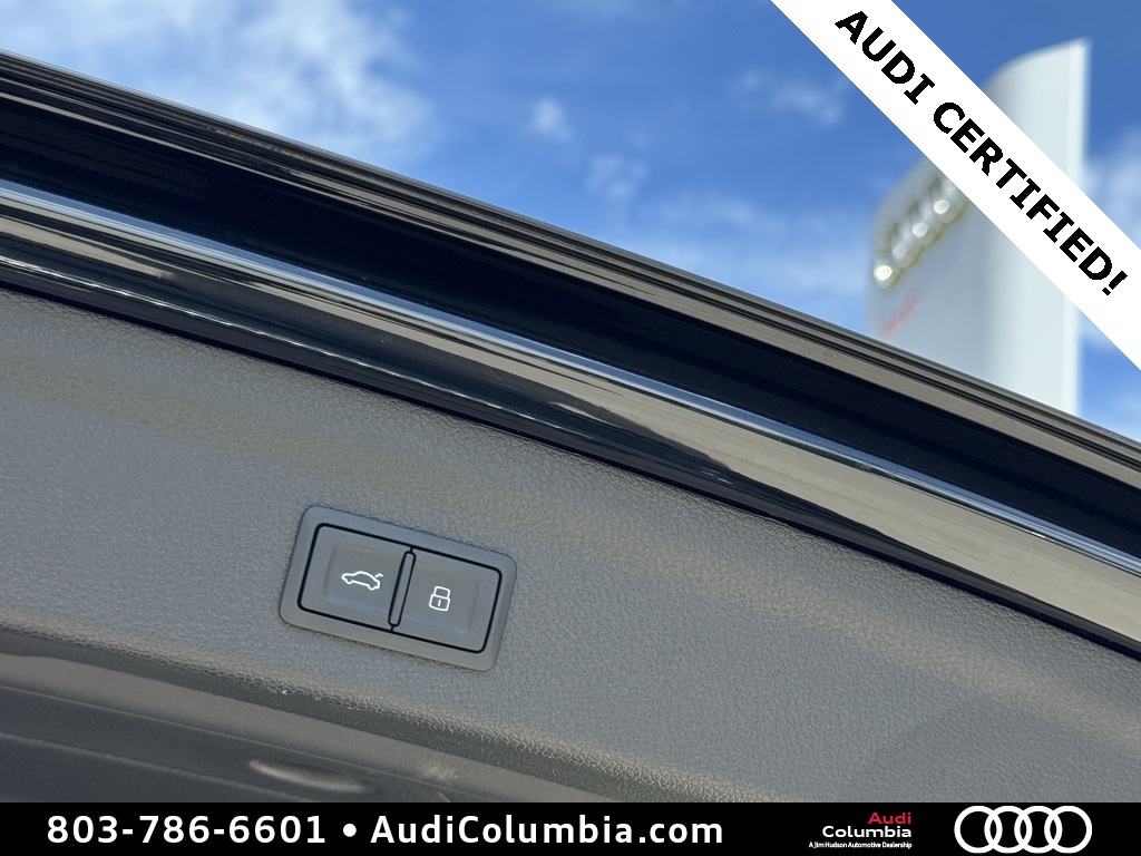 2025 Audi Q3 45 TFSI S line Premium photo 19
