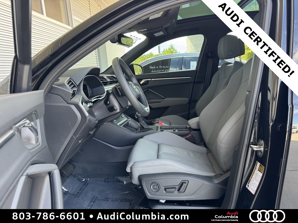 2025 Audi Q3 45 TFSI S line Premium photo 24