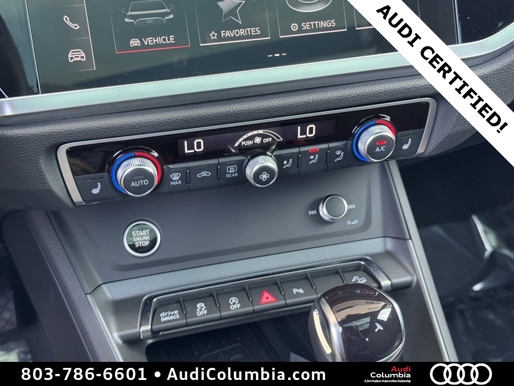 2025 Audi Q3 45 TFSI S line Premium photo 5