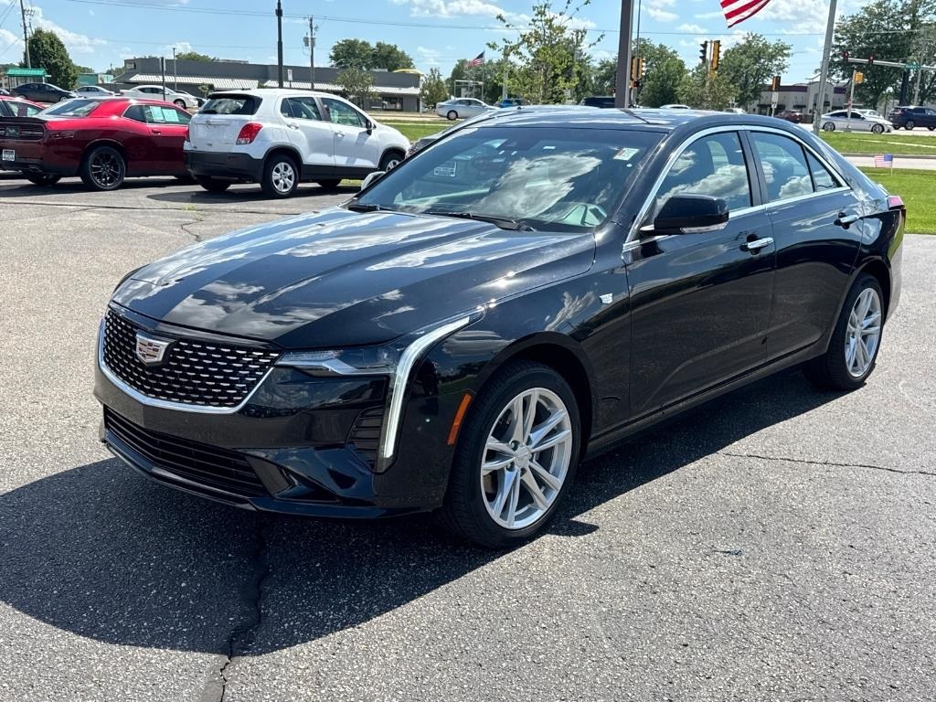 2022 Cadillac CT4 Luxury