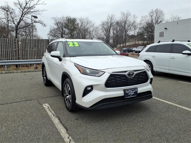 2023 Toyota Highlander XLE AWD