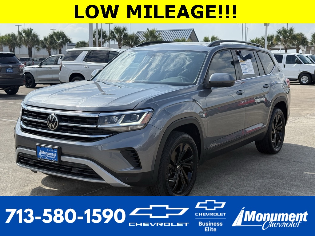 2022 Volkswagen Atlas 3.6L V6 SE w/Technology  at DeMontrond Automotive Group